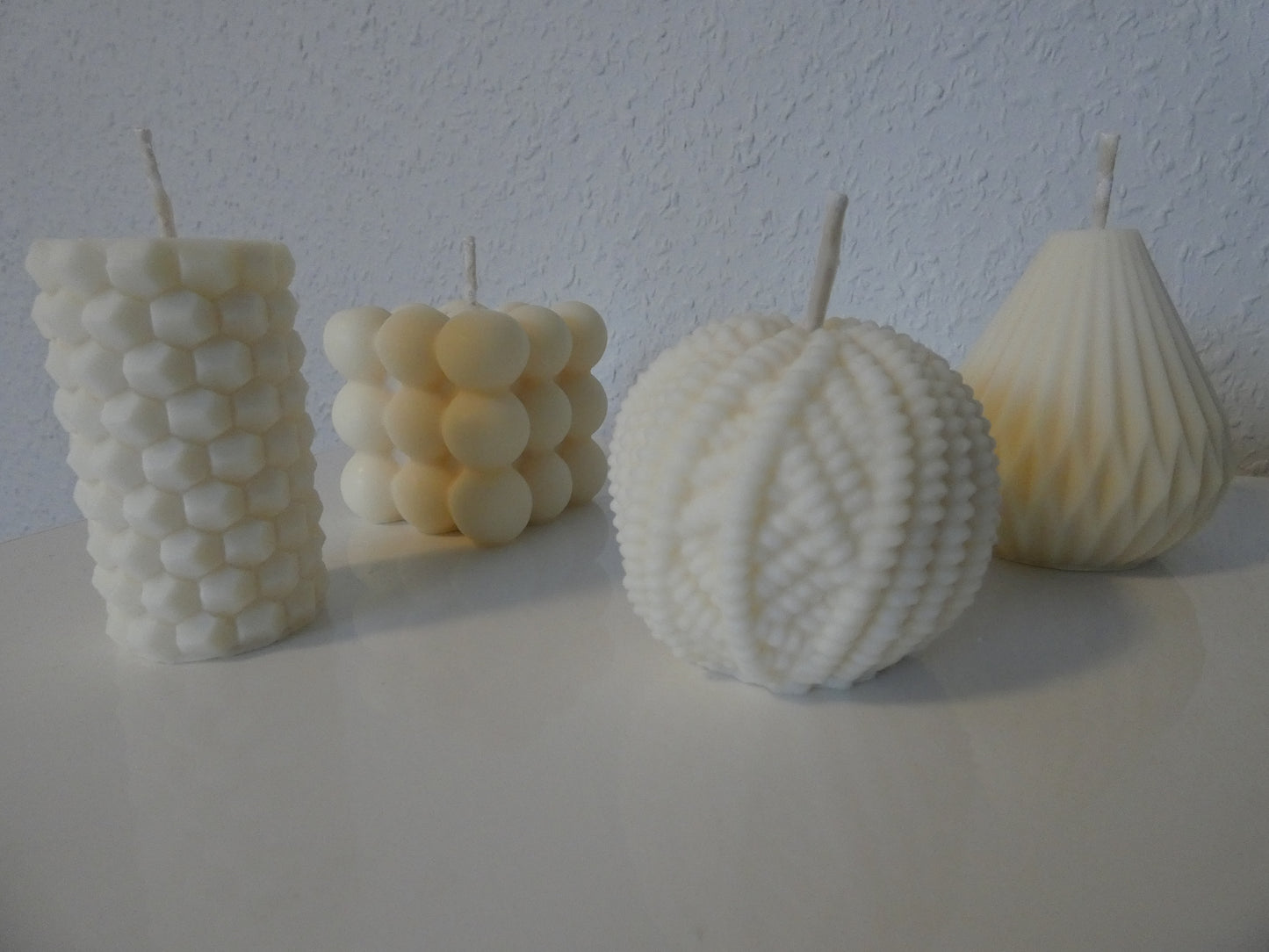 Handgemachtes by RAVENWOODPouring